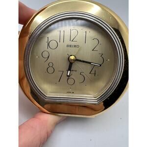 Seiko Gold tone, gold face Large Number desk clock